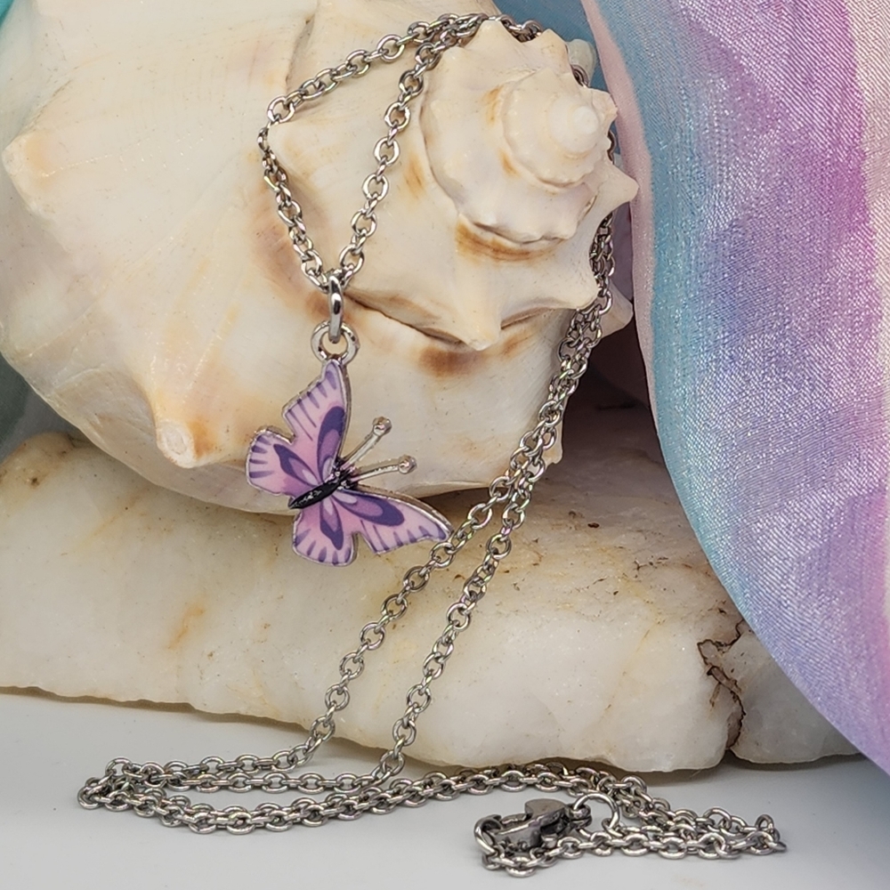 ❤️ Macy's Jewelry Purple Little Butterfly Designer Minimalist Necklace - Picture 6 of 12